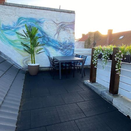 The Rooftop - A Trendy New Apartment With Airconditioning, Large Terrace & Free Parking Oostende Exterior foto