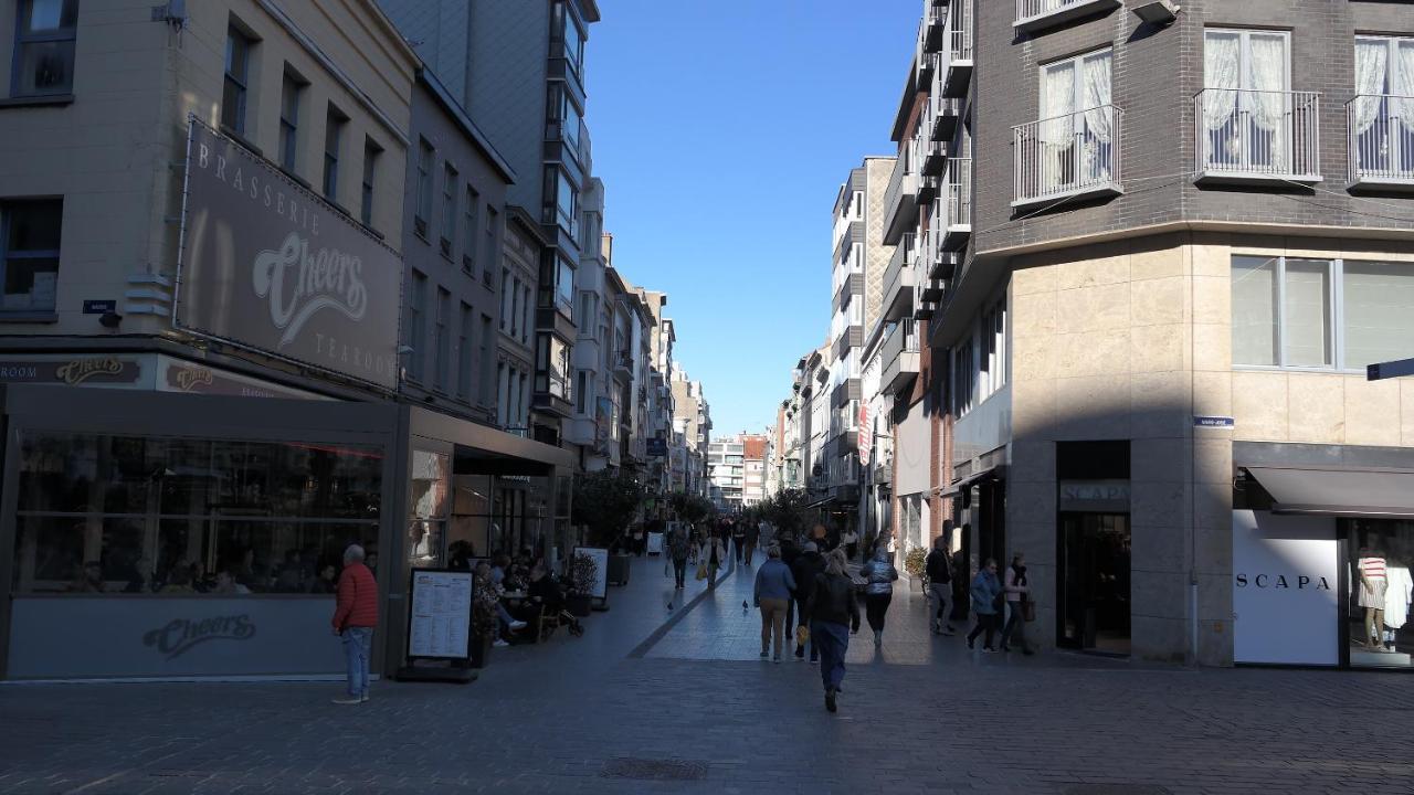 The Rooftop - A Trendy New Apartment With Airconditioning, Large Terrace & Free Parking Oostende Exterior foto